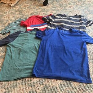 Bundle of 5! Boys T-shirts size L (10/12)